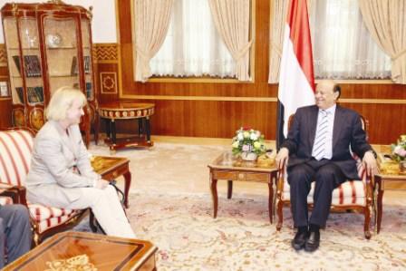 .. ولدى استقباله رئيسة بعثة الاتحاد الاوروبي أمس